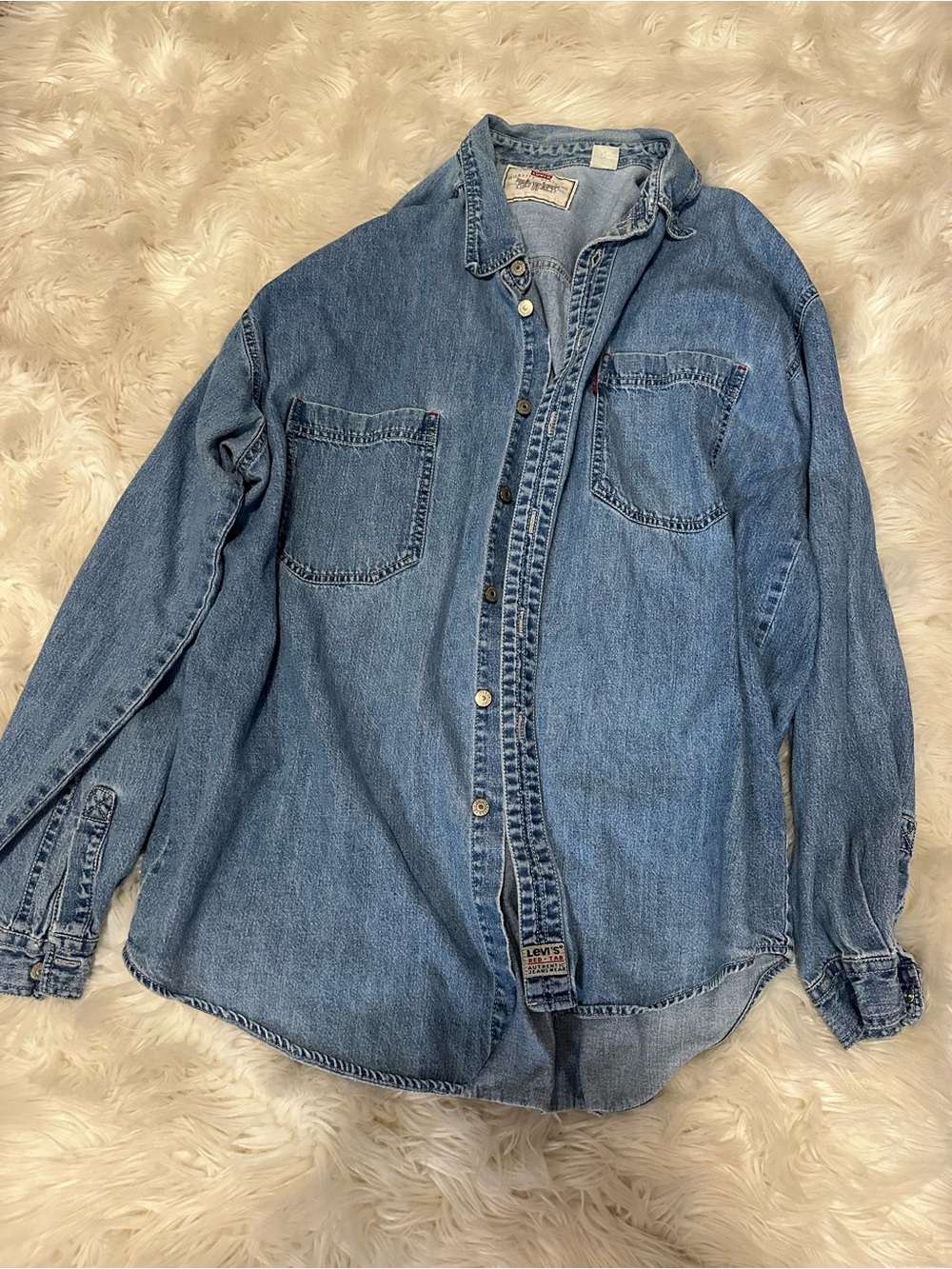 Vintage Levi's Men's Light Blue Denim Button-Down Shirt